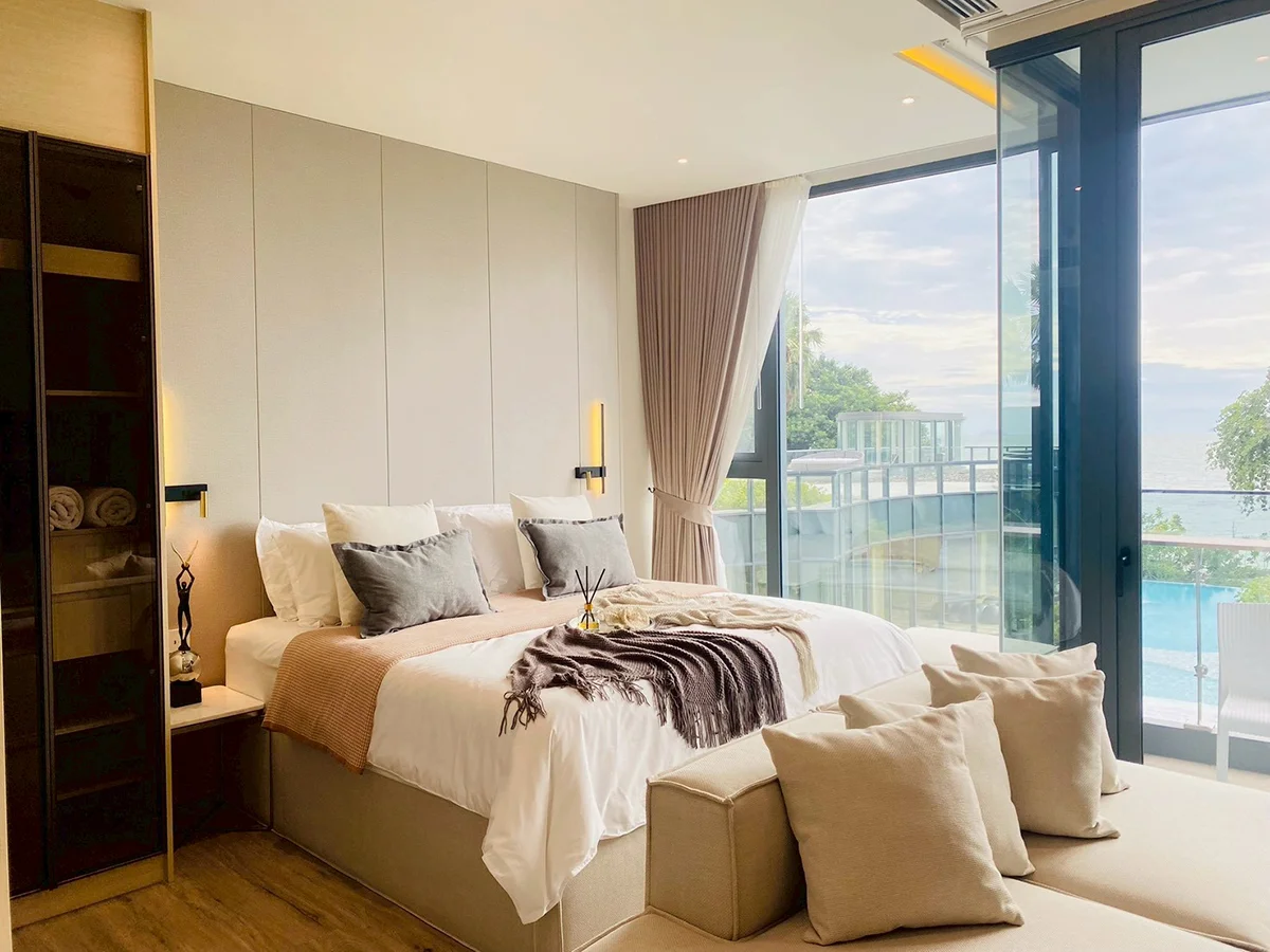 ไม้เทียมภายใน รุ่นหน้าเรียบ ความเรียบง่ายที่สร้างภาพลักษณ์หรูอย่างมีระดับ