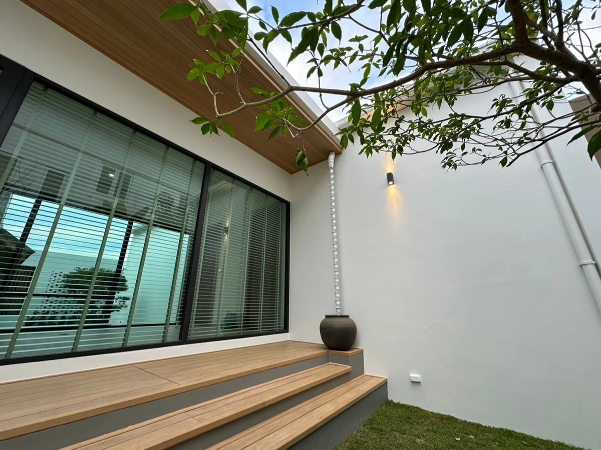 พื้นไม้เทียม WPC และ ASA เลือกแบบไหนดี? เปรียบเทียบชัด เหมาะกับบ้านยุคใหม่ สวย ทน ใช้งานคุ้มค่า